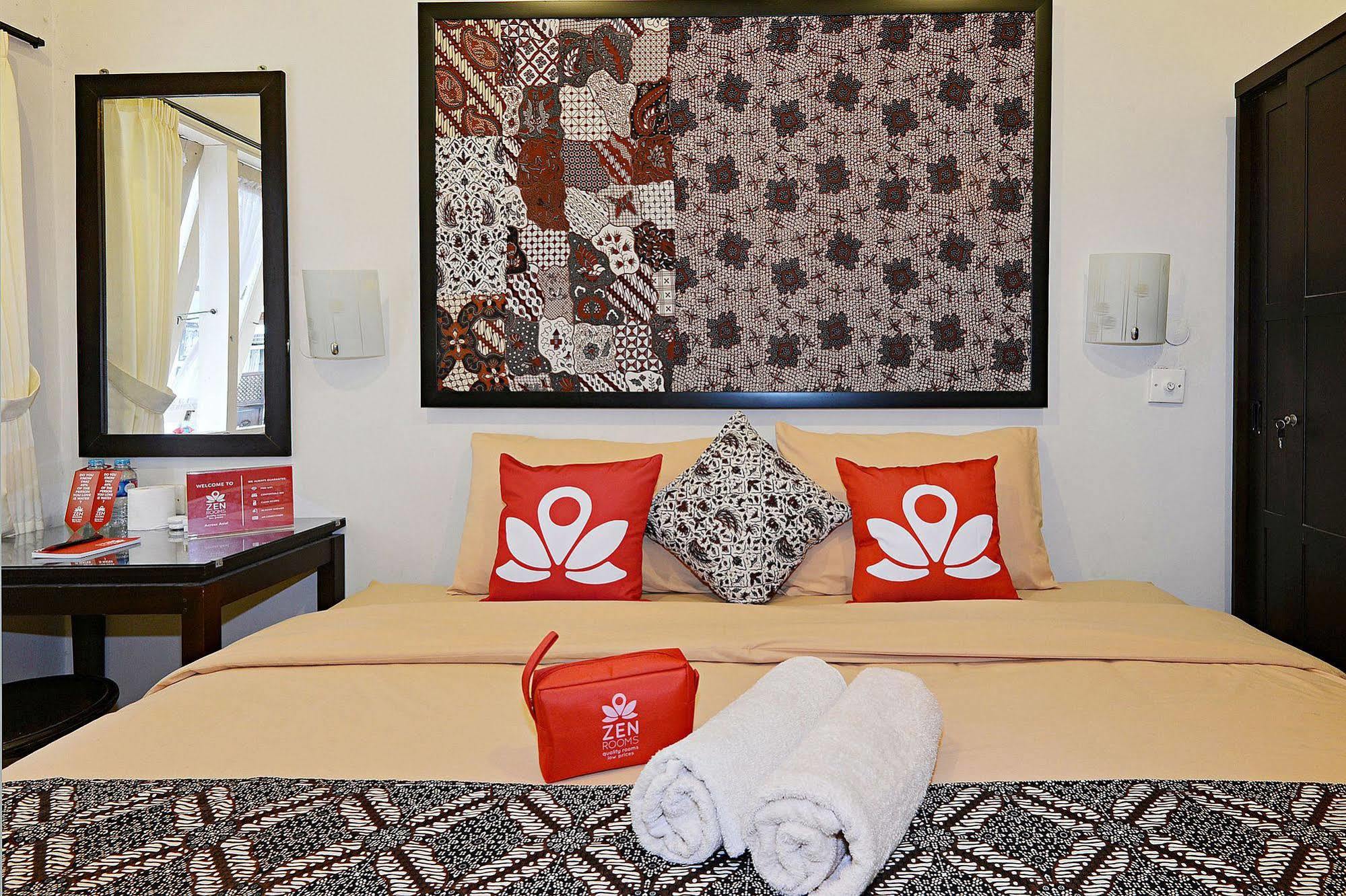 Zen Rooms Panembahan Kraton Yogyakarta Extérieur photo